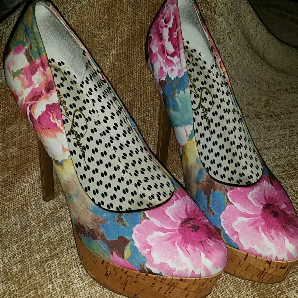 Jessica Simpson Women's Heel